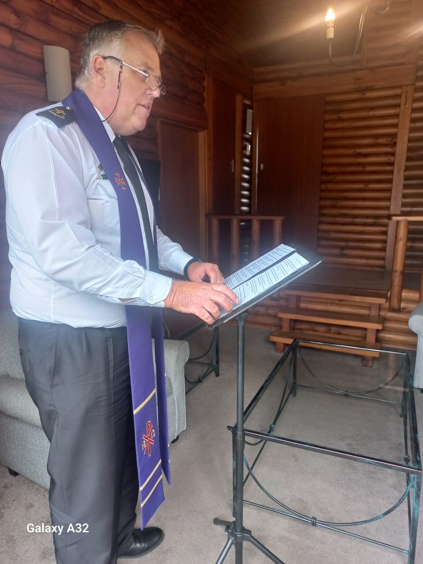 Wedding ceremony by Dr. Gerrit Rademeyer in Kou-Kamma